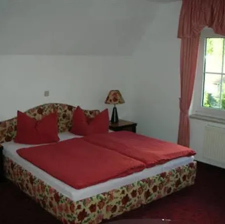 Hotel Hotel-pension Birkensteiner Hof Hoppegarten